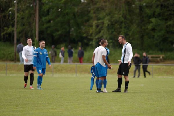 "Les héros du gazon" : Pascal Dupraz au secours de l'équipe de Fontenay-le-Vicomte, mardi 14 janvier 2025 sur France 2 (vidéo)