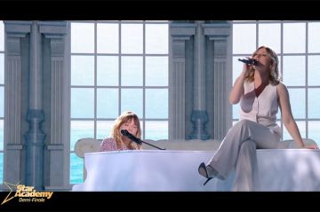 Replay &quot;Star Academy&quot; : Marine et Cats on Trees chantent &quot;Sirens Call&quot; (vidéo)