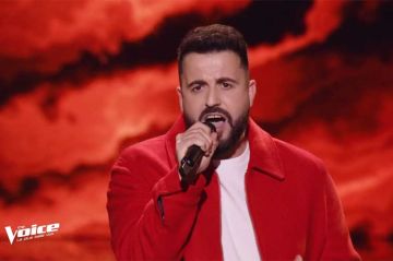Replay "The Voice" : Dylan Lapassade chante "Caravane" de Raphaël (vidéo)