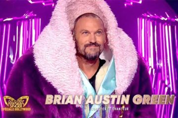 "Mask Singer" : Le Bouc (star internationale) était... Brian Austin Green ! Regardez son démasquage (vidéo)