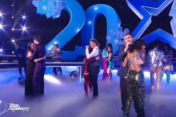 Replay "Star Academy" : Collégiale des élèves sur "Reality" de Richard Sanderson - Vidéo