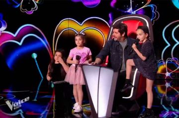Replay &quot;The Voice Kids&quot; : Ella, Salomée et Charlie chantent &quot;Les bêtises&quot; de Sabine Paturel (vidéo)
