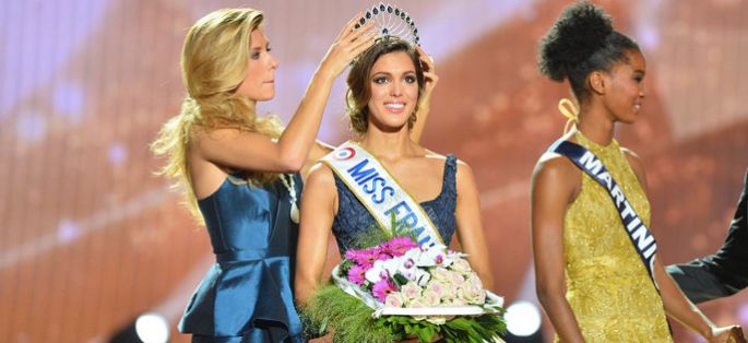 Replay : revoir le couronnement de Miss France 2016, Iris Mittenaere (vidéo)