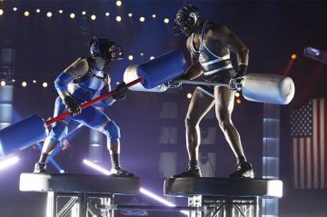&quot;Gladiators&quot; arrive en France sur TF1 avec Hélène Mannarino et Denis Brogniart