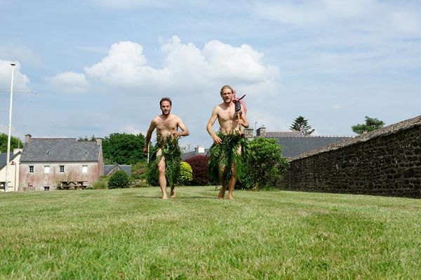 “Nus et culottés” : objectif Irlande &amp; les Pyrénées pour Nans et Mouts, lundi 10 août sur France 5