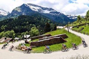 Cyclisme : l&#039;édition 2022 du Critérium du Dauphiné à suivre sur France 3 du 5 au 12 juin