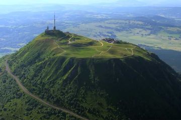 "Des racines et des ailes" : Du Puy-de-Dôme au Cantal, la terre des volcans, mercredi 22 avril 2026 sur France 3