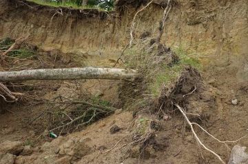 "Les 10 catastrophes qui ont marqué la planète : Quand le sol s'effondre" sur RMC Découverte jeudi 25 juin 2026