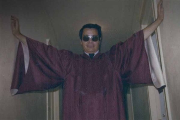 « Jim Jones : le pasteur tyrannique aux 913 morts » sur RMC Story vendredi 8 novembre 2024