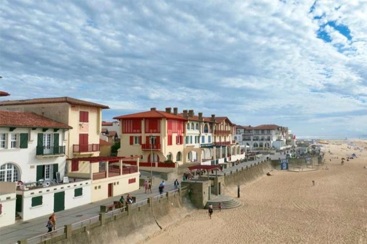 « Hossegor, histoires d&#039;utopistes » à revoir sur France 3 mercredi 22 mai 2024 (vidéo)
