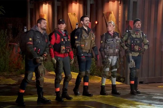 “District Z” : regardez l&#039;arrivée des volontaires reçus par Denis Brogniart ce 18 décembre sur TF1 (vidéo)