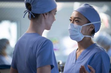 Les résumés des épisodes de &quot;Grey&#039;s Anatomy&quot; diffusés sur TF1 mercredi 14 mai 2025 (vidéo)