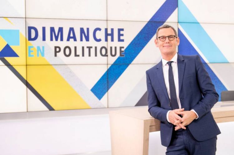 "Dimanche en politique" : Francis Letellier reçoit Charles de Courson le 28 mai 2023 sur France 3
