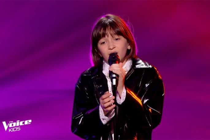 Replay "The Voice Kids" : Arya chante "Ne me dis plus jamais" de Linh (vidéo)