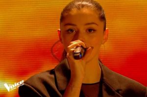 “The Voice” : Extrait de la Cross Battle de Nour qui va chanter « Il est mort le soleil » de Nicoletta samedi soir sur TF1 (vidéo)