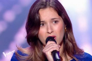 Replay "The Voice" : Lorette chante "Le chanteur malheureux" de Claude François (vidéo)