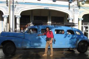 « J'irai dormir chez vous » à Cuba et au Maroc vendredi 22 juillet sur RMC Découverte avec Antoine de Maximy