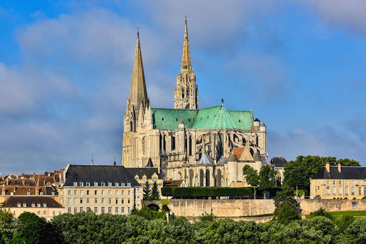 "Les trésors des abbayes et cathédrales françaises" mercredi 27 décembre 2023 sur France 5 avec Sophie Jovillard - Vidéo