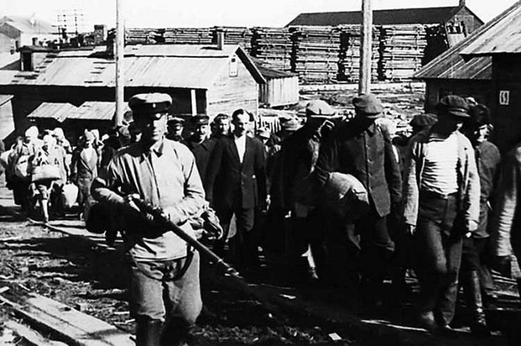 "Goulag, une histoire soviétique", une série documentaire à revoir sur Arte mardi 21 avril 2026