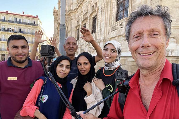 &quot;J&#039;irai dormir chez vous&quot; en Algérie avec Antoine de Maximy vendredi 8 mars 2024 sur RMC Découverte - Video
