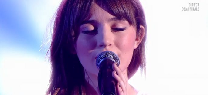 Replay “Nouvelle Star” : Pauline interprète « Fais-moi une place » de Julien Clerc (vidéo)