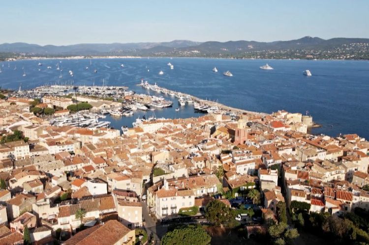 “Faut pas rêver” : « Une année entre Saint-Tropez et les calanques » mercredi 30 novembre 2022 sur France 3