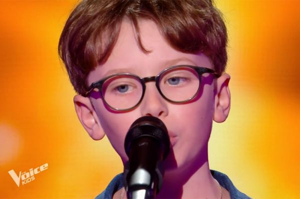 Replay "The Voice Kids" : Antoine chante "Voilà" de Barbara Pravi (vidéo)
