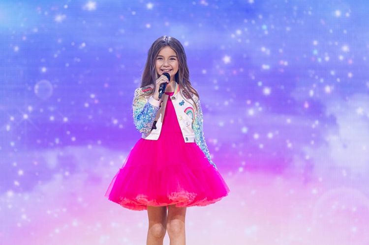 Valentina offre une victoire à la France à l'Eurovision Junior 2020 avec son titre « J'imagine » (vidéo)