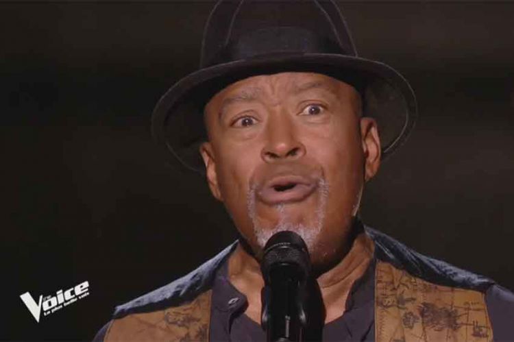 Replay “The Voice” : Adrian Byron Burns chante « Father And Son » de Cat Stevens (vidéo)