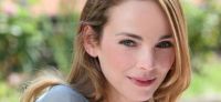 Claire Keim tourne “L&#039;inconnu de Brocéliande” en Bretagne pour France 3
