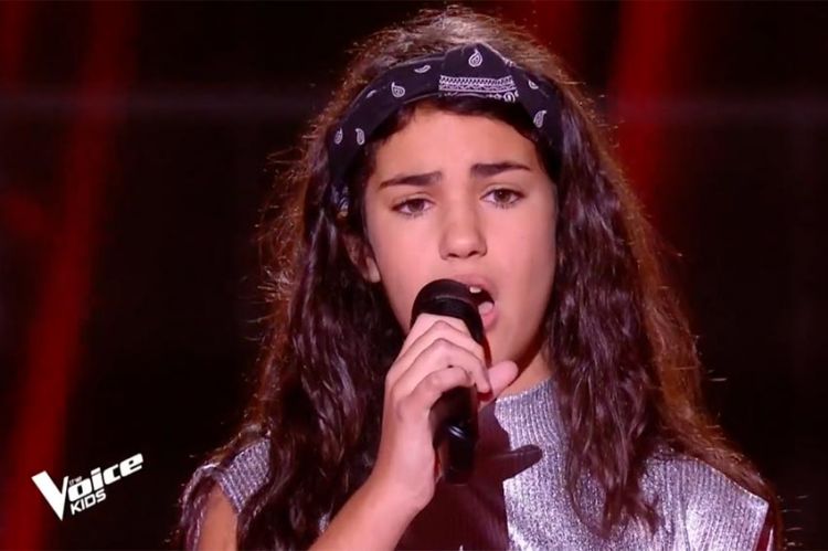 Replay “The Voice Kids” : Eva chante « Tears dry on their own » d’Amy Winehouse (vidéo)