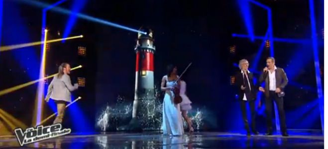 Vidéo Replay “The Voice” : les coachs interprètent « J&#039;t&#039;emmène au vent » de Louise Attaque