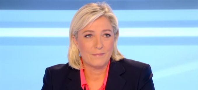 Video Replay Regardez les échanges tendus avec Marine Le Pen danns “DIMANCHE+” sur CANAL+