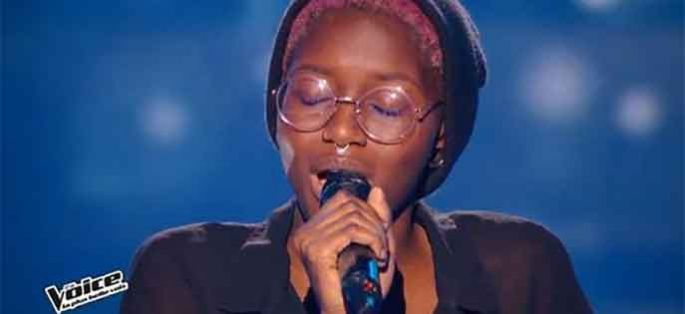 Replay “The Voice” : Emmy Liyana chante « The Power of Love » (vidéo)