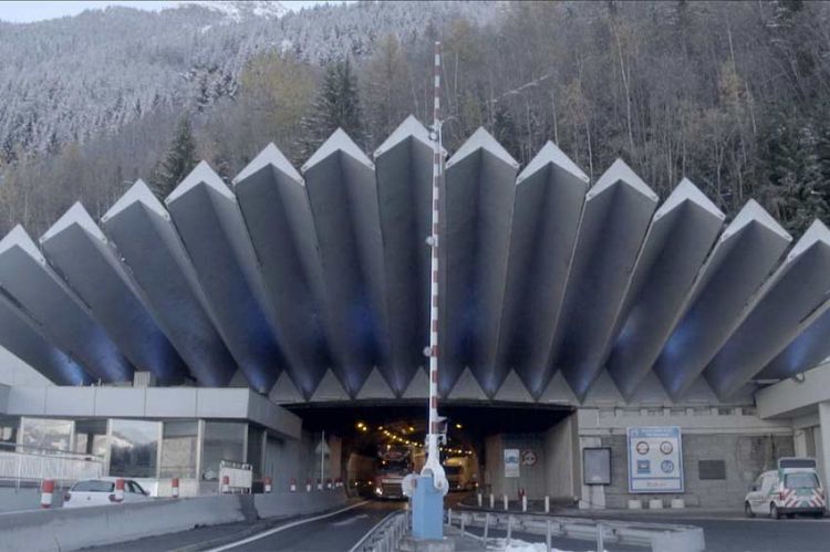 "Tunnel du Mont-Blanc, les leçons de l'incendie" lundi 20 mars 2023 sur France 3