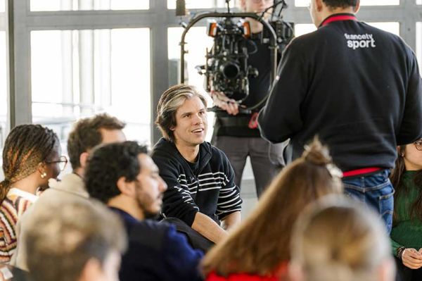 "Les Rencontres du Papotin" avec Orelsan samedi 31 janvier 2026 sur France 2 (vidéo)