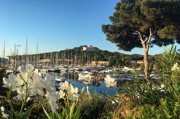 “Echappées Belles” : « Les îles de la Méditerranée », samedi 1er mai sur France 5 (vidéo)