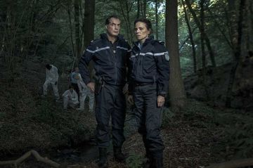 "La forêt" : mini-série avec Suzanne Clément et Samuel Labarthe à revoir sur NOVO 19 mardi 28 octobre 2025