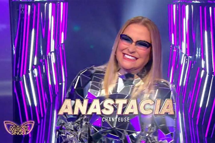 "Mask Singer" : Kangourou (star internationale) était... Anastacia ! Regardez son démasquage - Vidéo