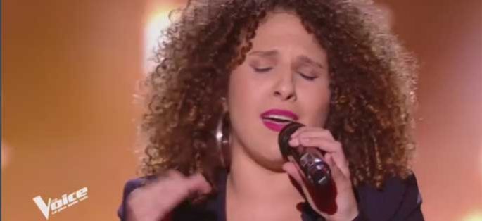 Replay “The Voice” : Meryem chante « &quot;I’m every woman » de Chaka Khan (vidéo)