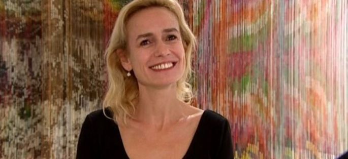 Sandrine Bonnaire tourne “Bébés volés” près de Nîmes & Montpellier pour France 3