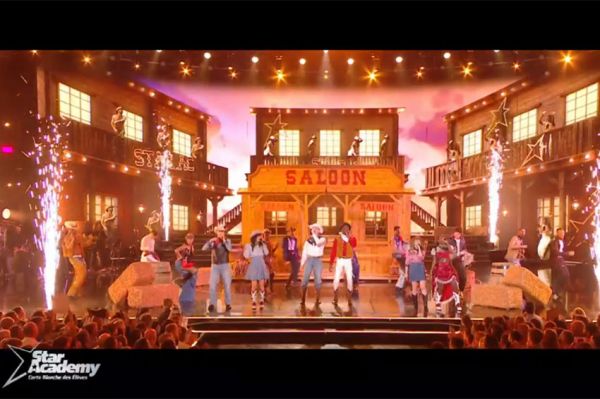 Replay "Star Academy" : Les élèves chantent un medley Cowboy (vidéo)