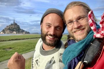 &quot;Nus &amp; Culottés&quot; : Objectif Mont-Saint-Michel pour Nans et Mouts mardi 27 mai 2025 sur France 2 (vidéo)