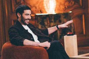"HugoDécrypte : L'interview face cachée" de Tahar Rahim sur France 2 dimanche 18 février 2024