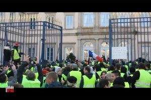 “Cellule de crise” : « Cette semaine où les gilets jaunes ont fait vaciller l&#039;Etat » le 5 décembre sur France 2