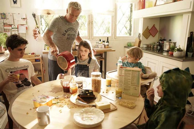 "10 jours sans maman" avec Franck Dubosc et Aure Atika sur M6 vendredi 27 avril 2023  (vidéo)