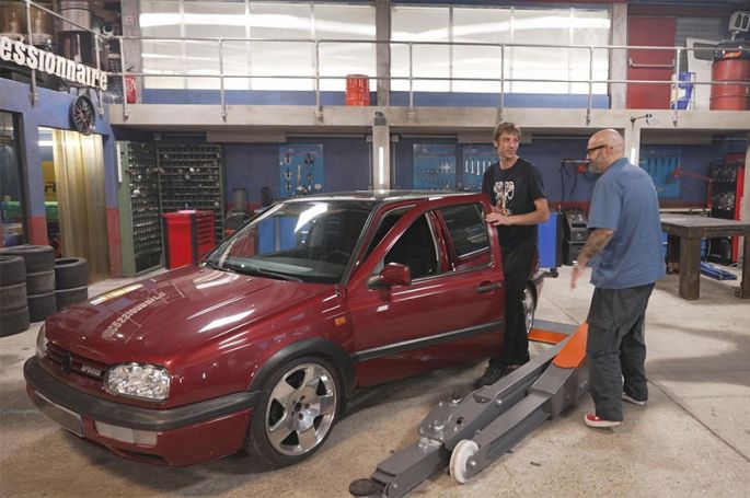 &quot;Wheeler Dealers France&quot; : restauration d&#039;une Volkswagen Golf VR6 sur RMC Découverte lundi 4 décembre 2023