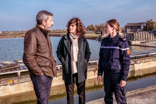 “Meurtres en Pays d'Oléron” avec Michel Cymes &amp; Hélène Seuzaret, mercredi 23 décembre sur France 3