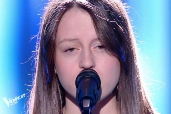 Replay "The Voice Kids" : Eileen chante "Tourner la tête" d'Amel Bent (vidéo)