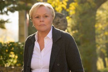 Muriel Robin parle de son rôle dans "Les yeux grands fermés" sur TF1 le 2 octobre 2023